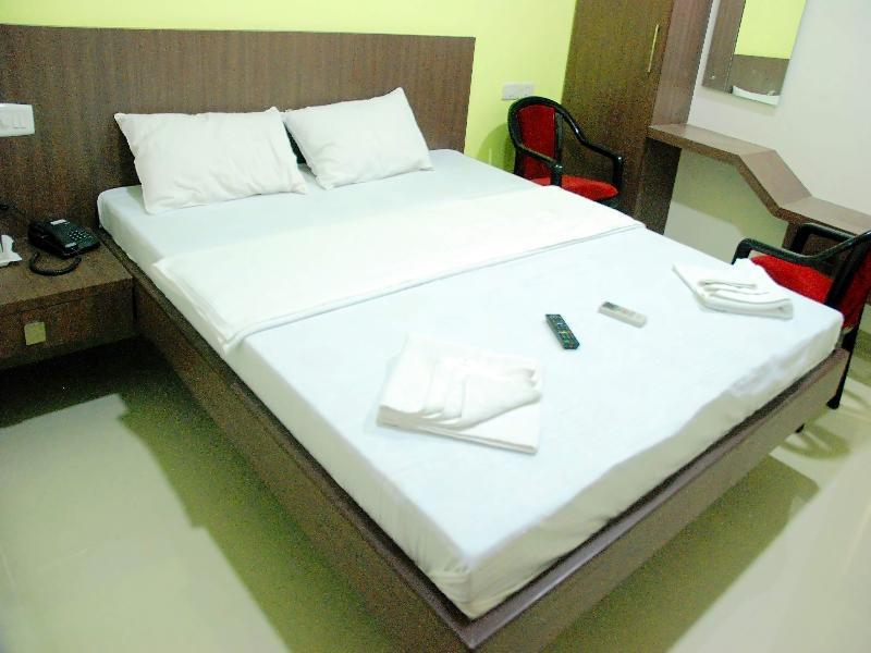 Hotel Pon Amutha Karur  Luaran gambar